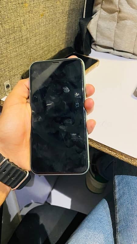 iphone 11 Jv 64gb 3