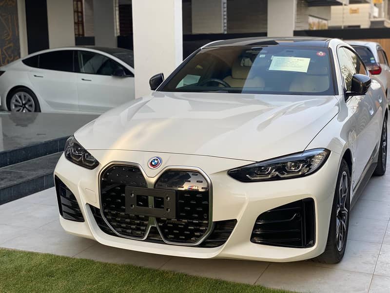 BMW i4 eDrive40 M-Sport - 2022 0