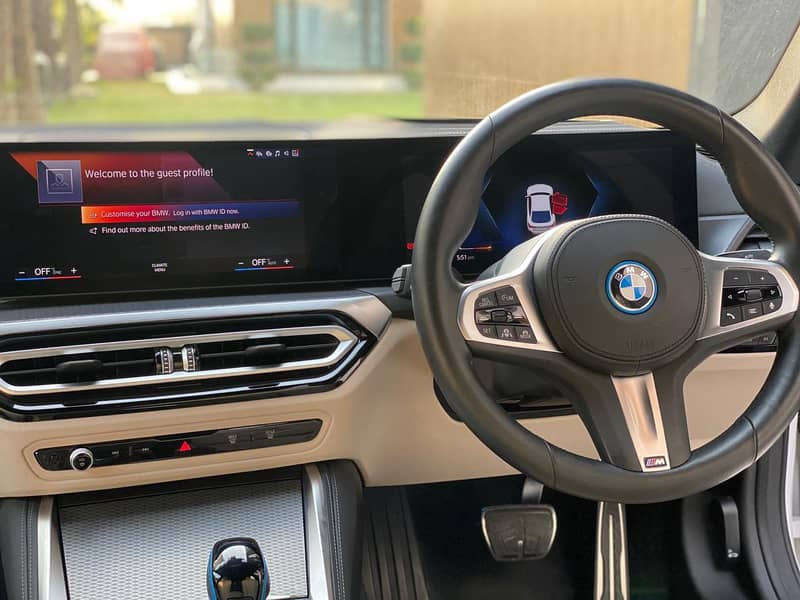 BMW i4 eDrive40 M-Sport - 2022 4