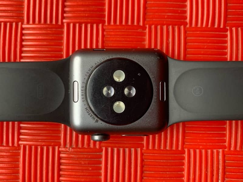 Apple Watch Series 3 8