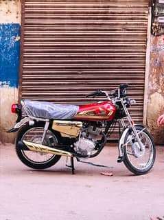 Honda 125 salf start golden edition 2025 model 130 km use