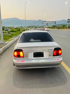 Suzuki Baleno 2005 EFi lush condition urgent sale