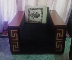 3 + 2 + 1 sofa set available for sell