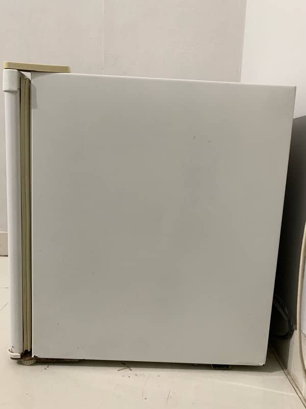 Pel Room Refrigerator (functioning perfectly without any issues) 2