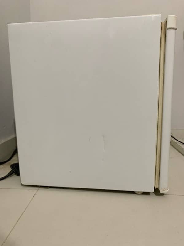 Pel Room Refrigerator (functioning perfectly without any issues) 3