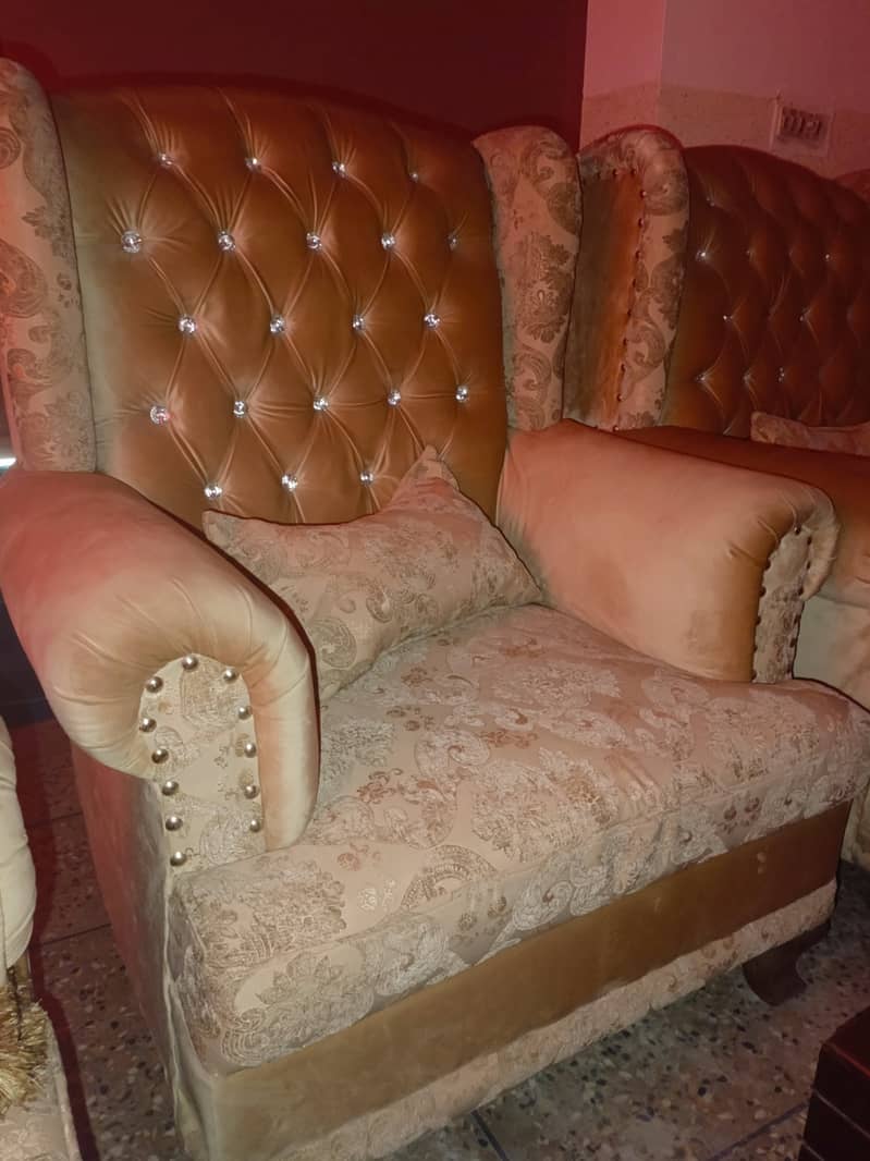 7 seater sofa dewan style for sale 2