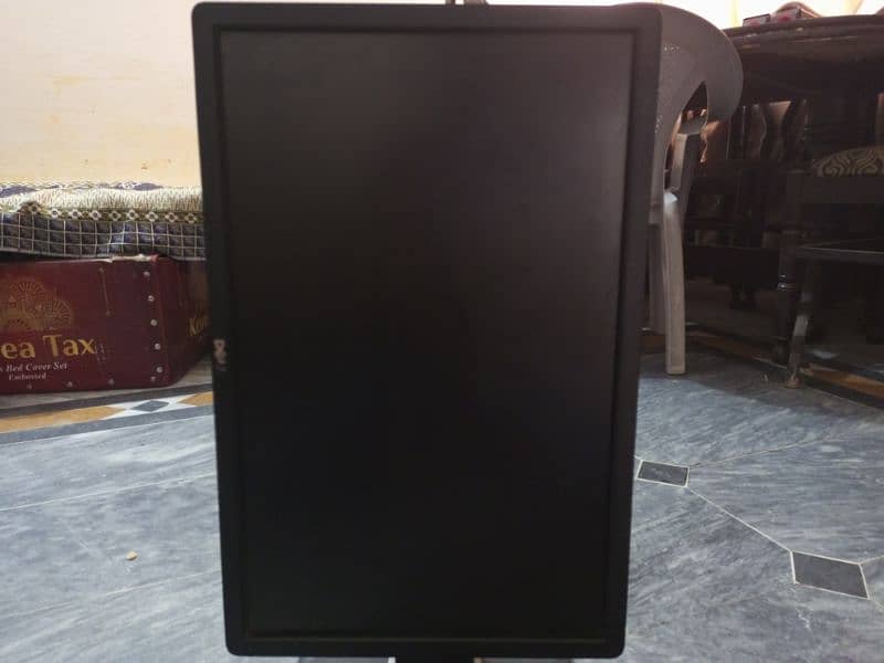 LED MONITOR 2