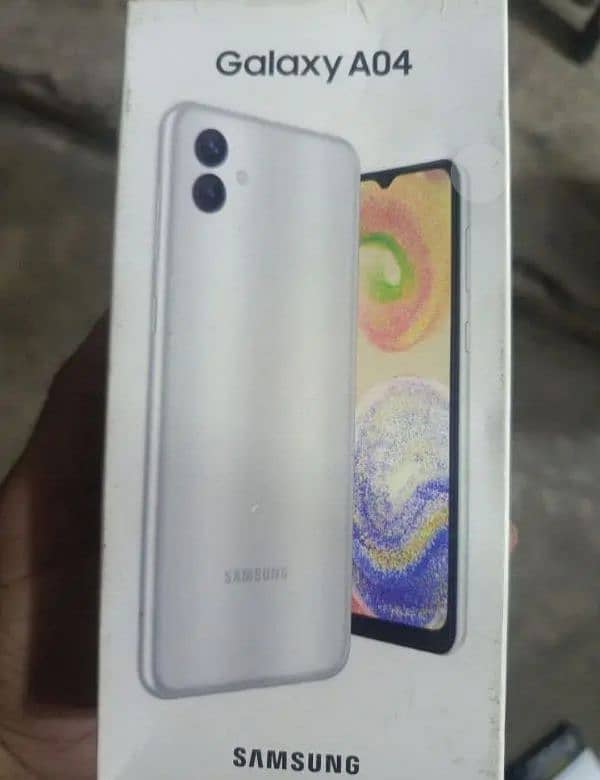 Samsung galaxy A04 4/64 white colour 1