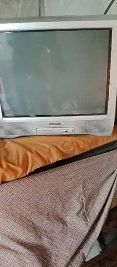 24inch tv oregnal sony. call 03217626606