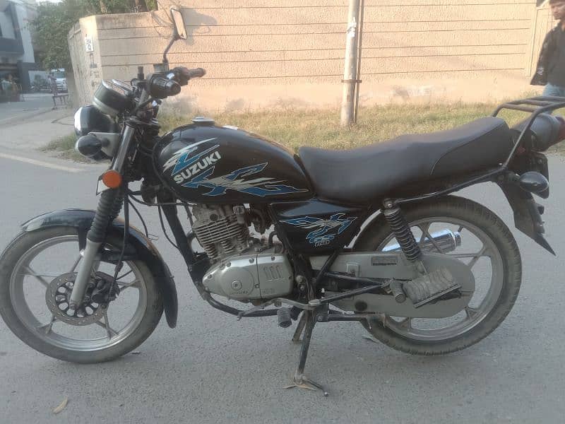 Sazuki GS 150cc motorbike 0