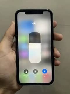 Iphone xr 64gb jv 92 health waterpack phone urgent salw