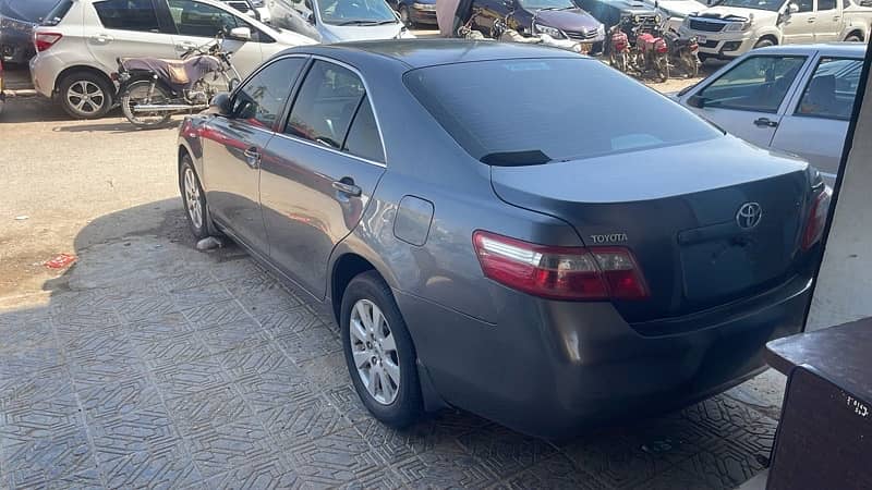 Toyota Camry 2007 4