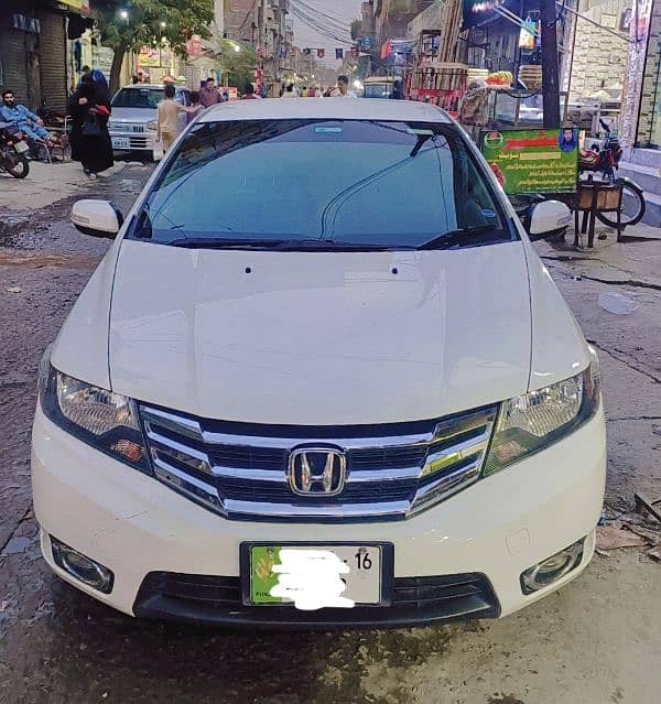 Honda City i. VTEC 2016 1.3CC Engine white colour 1