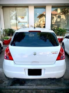 Suzuki Swift 2015 DLX