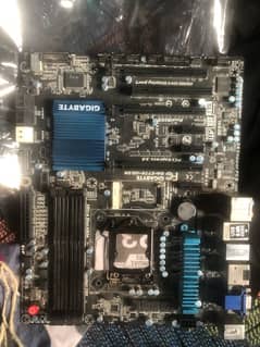 GIGABYTE GAMING BOARD