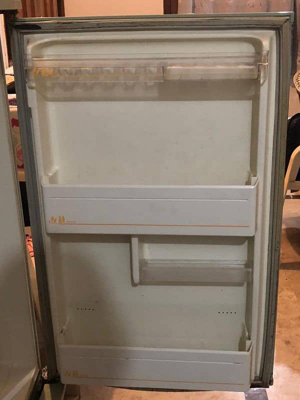 Refrigerator for sale 4