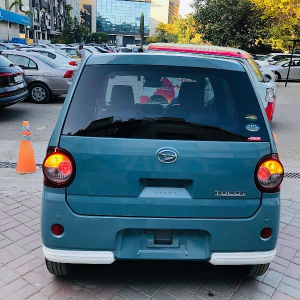 Daihatsu Mira Tocot 2022 5