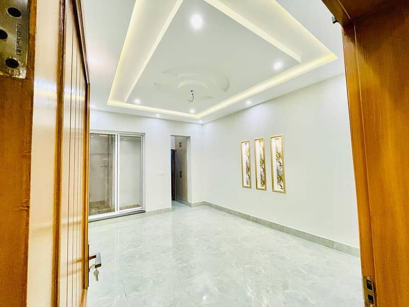 7.5 Marla Prime Location House For Sale In Warsak Road Darmangi Garden Near Main Road 11