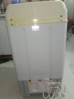 big tub Good condition washing machine for sale