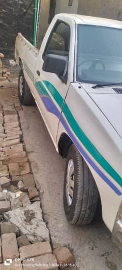 new new condition Nissan pickup Darla 92 model