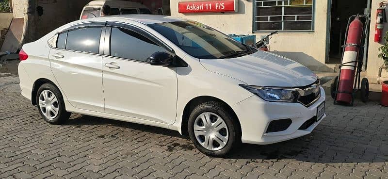 Honda City IVTEC 2023 1.2 manual transmission. 3