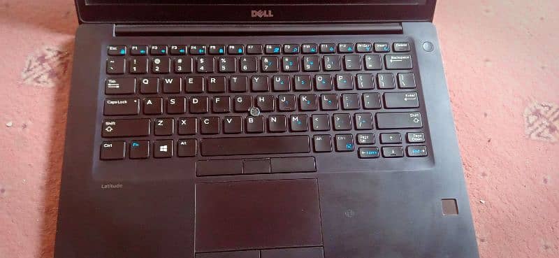 Laptop Dell Latitude 7480 Core i5 - 6th Generation 4