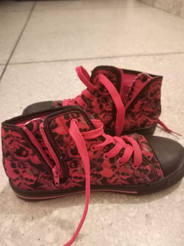 Monster high original sneakers. 0