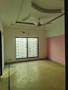 3-BedRoom 1-Kitchen 1-Servant With LONG Terrace FULL 1-Kanal HOUSE FOR RENT Near NATIONAL HOSPITAL