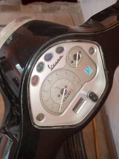 Vespa 4strock injector in good condition