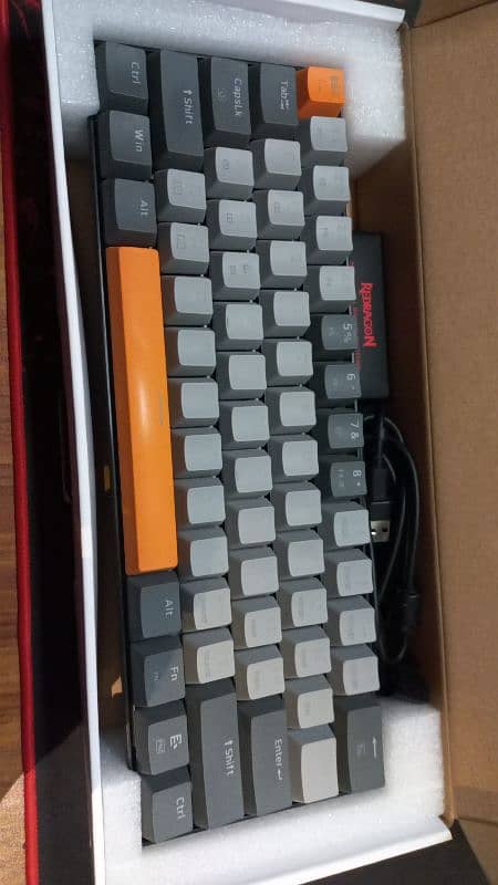 red dragon caraxes K644 wired gaming keyboard 2