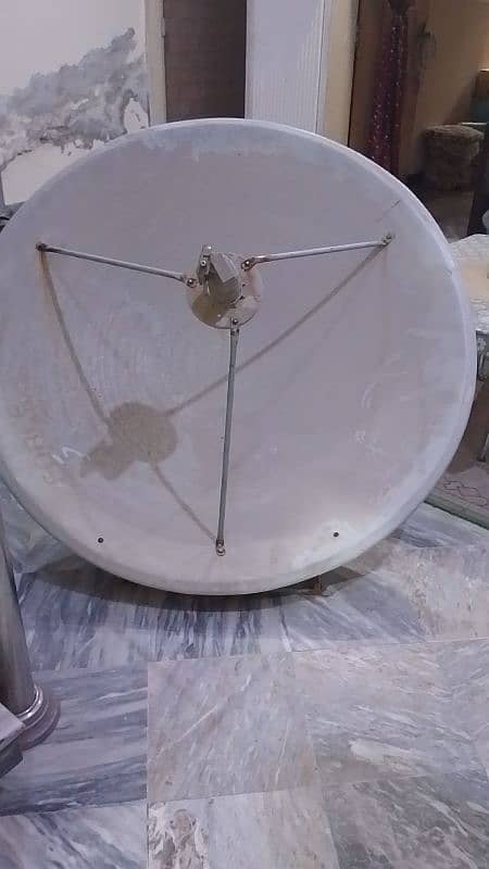 Dish Antenna 0