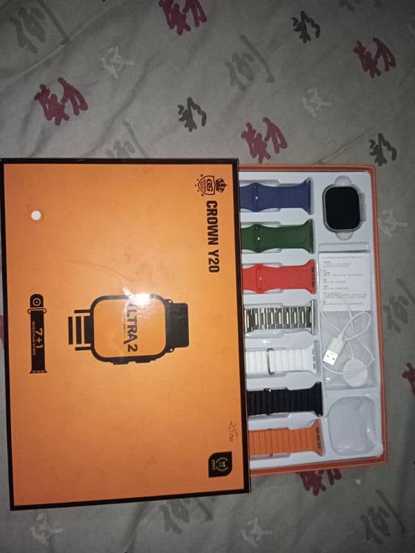 smart watch  1+7 straps 10/10 condition 6