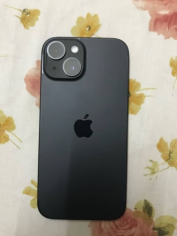 iPhone 15 8