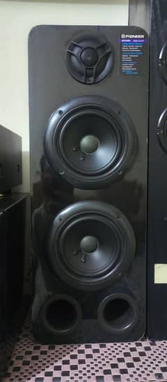 pioneer Woofer Speakers. . .