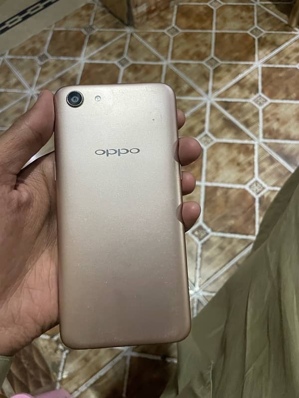 OPPO A83 2