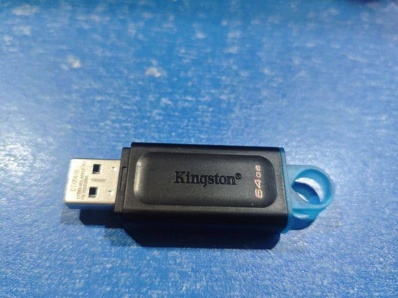 KINGSTON USB 64 GB 1