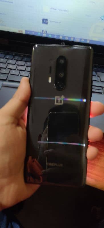 OnePlus 8pro panel damaged 1