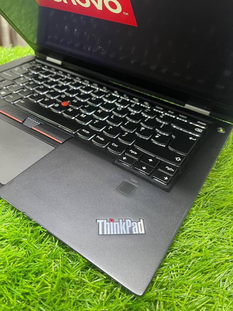 Lenovo Thinkpad X1 Yoga (Touch Screen) 5