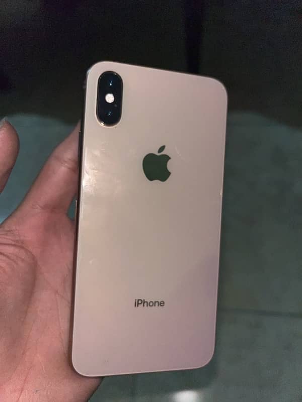 iPhone Xs 64GB Factory unlocked 1