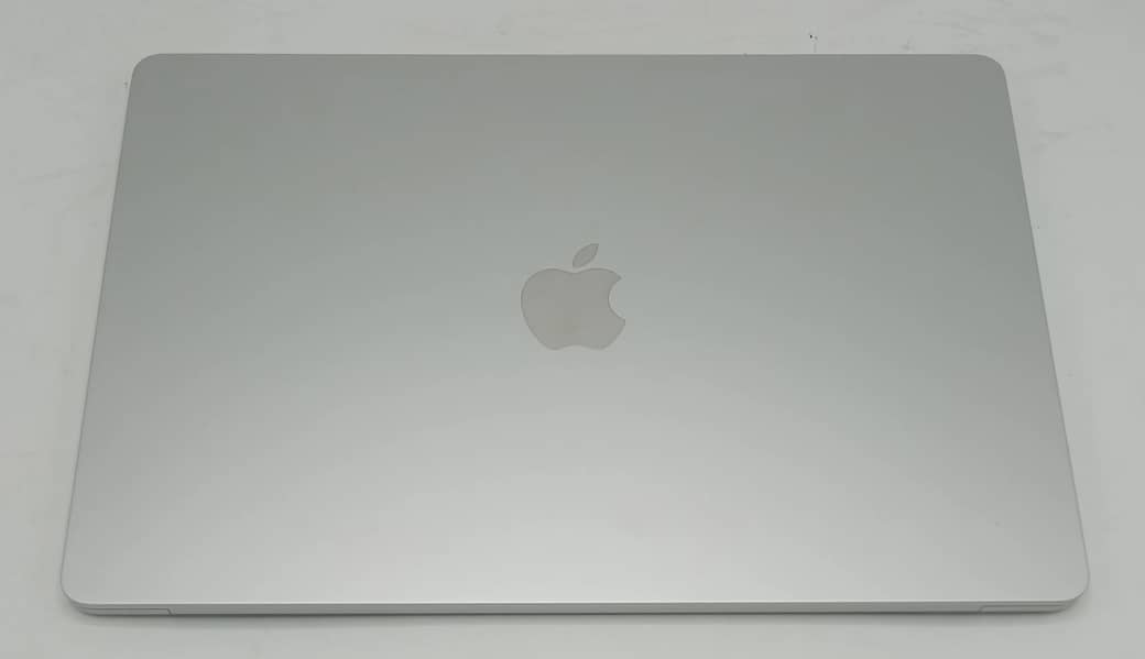 Apple MacBook Air 2024 M3 Chip 15Inch 16GB Ram/512GB SSD New Midnight 2