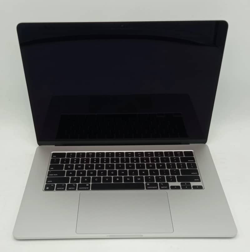 Apple MacBook Air 2024 M3 Chip 15Inch 16GB Ram/512GB SSD New Midnight 4