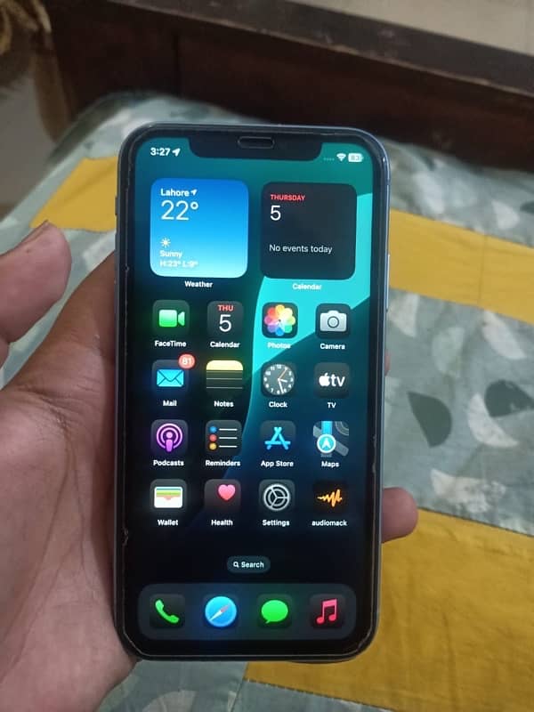 iPhone XR JV 5