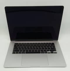 Apple MacBook Air 2024 M3 Chip 15Inch 16GB Ram/512GB SSD M3 Air 10/10