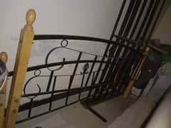 Full king size iron bed