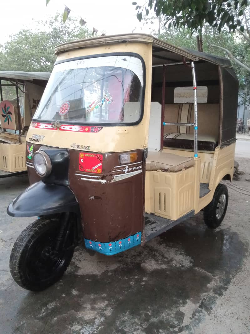 SazGar-2016,Disc-Brake,CoLor OriginaL Show,LPG-Gas-PetRoL Rickshaw 1