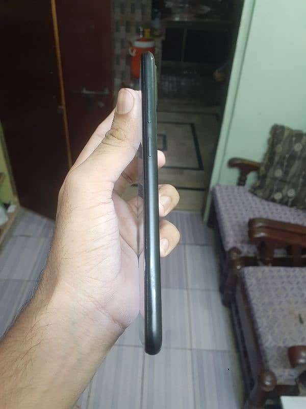 Samsung A11 3.32 Good condition 2