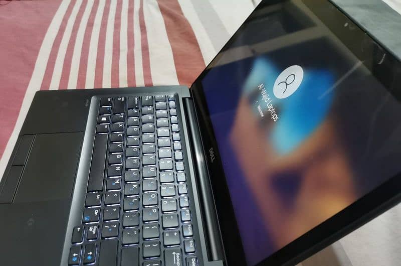 Dell Latitude 7480 Ultrabook Core i5 7th Generation Touch screen 4