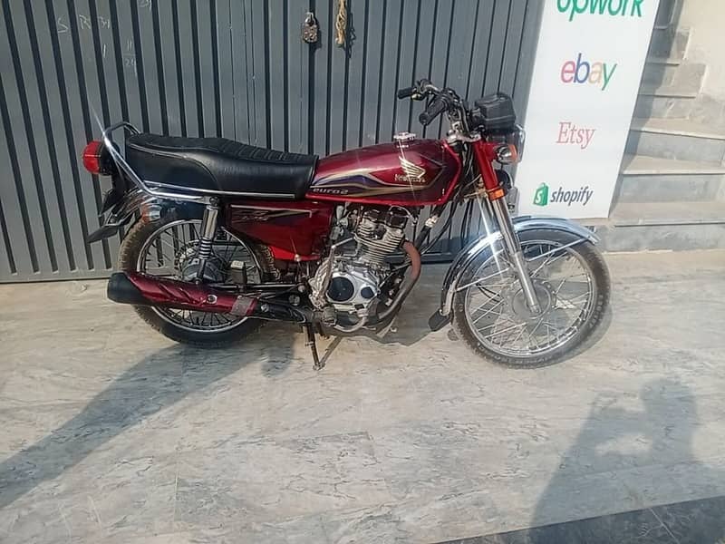 Honda CG 125 2017 0