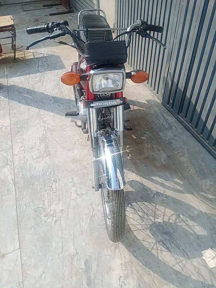 Honda CG 125 2017 3