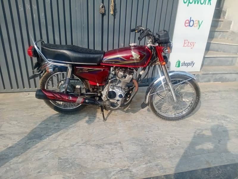 Honda CG 125 2017 4